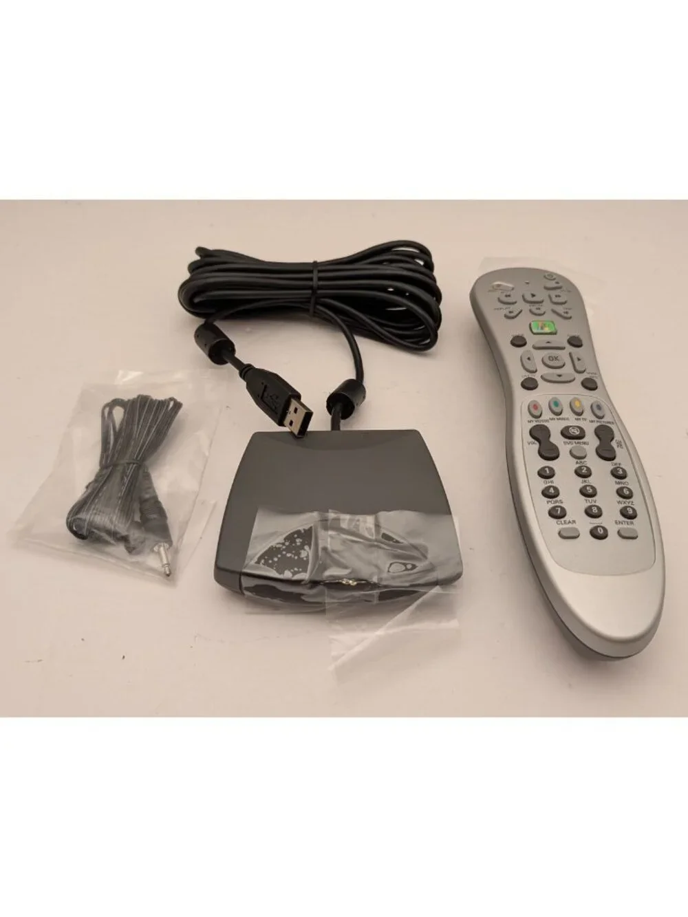 Windows Media Center Remote & USB IR Receiver | RC1264103/00 & OVU400002/00